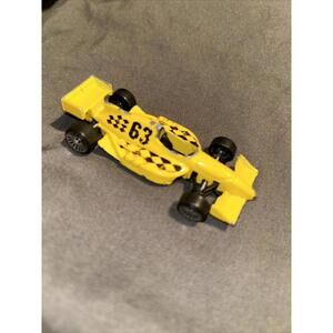 Maisto Formula One Style Race Car Yellow & Black #63 112